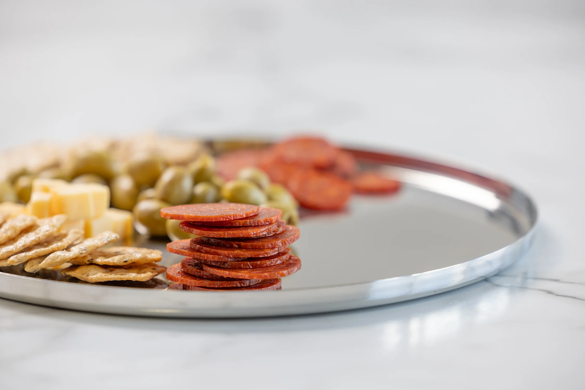 Modern Edge Large 14" Round Serving Tray in Polished Stainless - Image 2