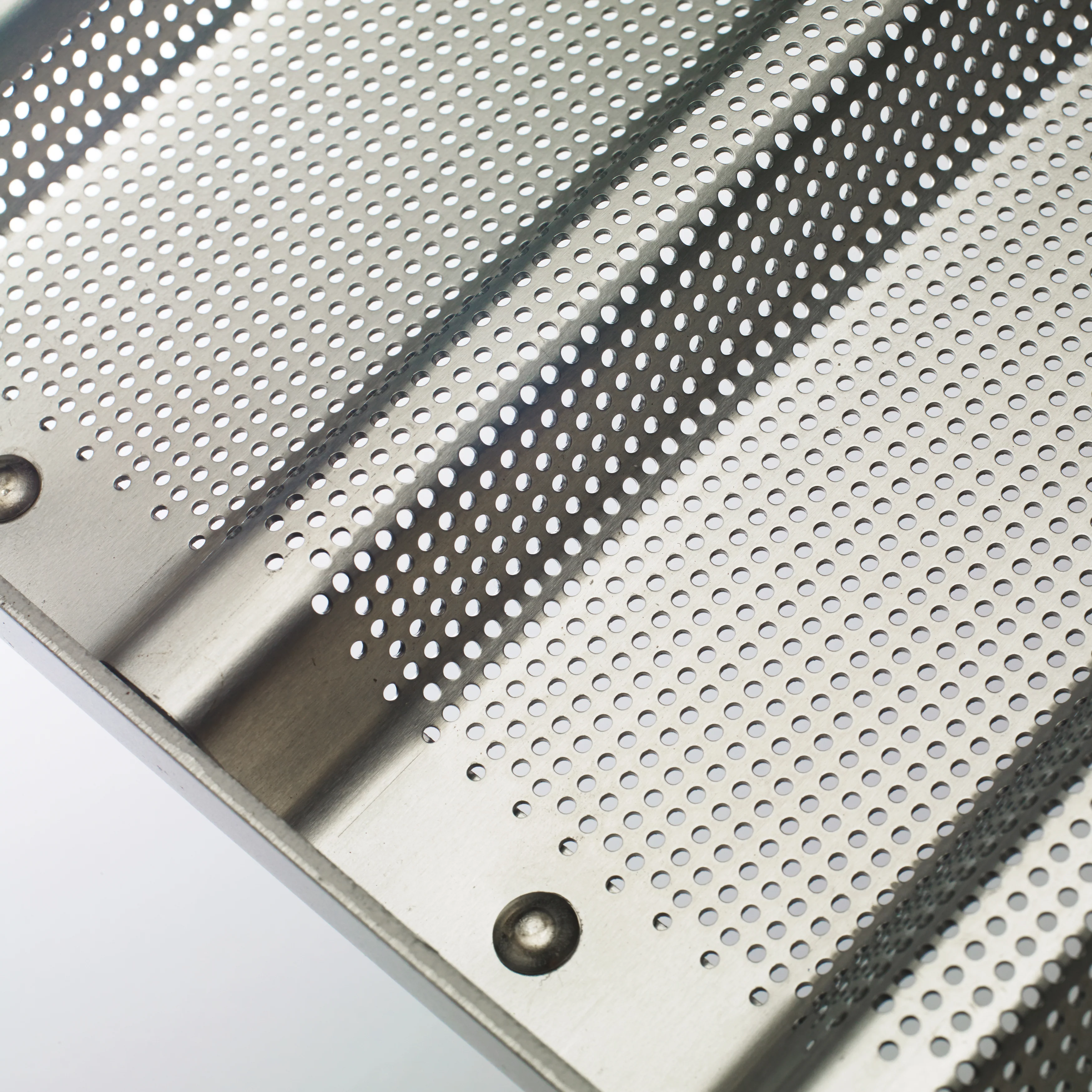 Winco ABPN-5H 13 Inch Sub Sandwich Roll Pan 5 Slot Aluminum with Silicon Glaze - Image 5