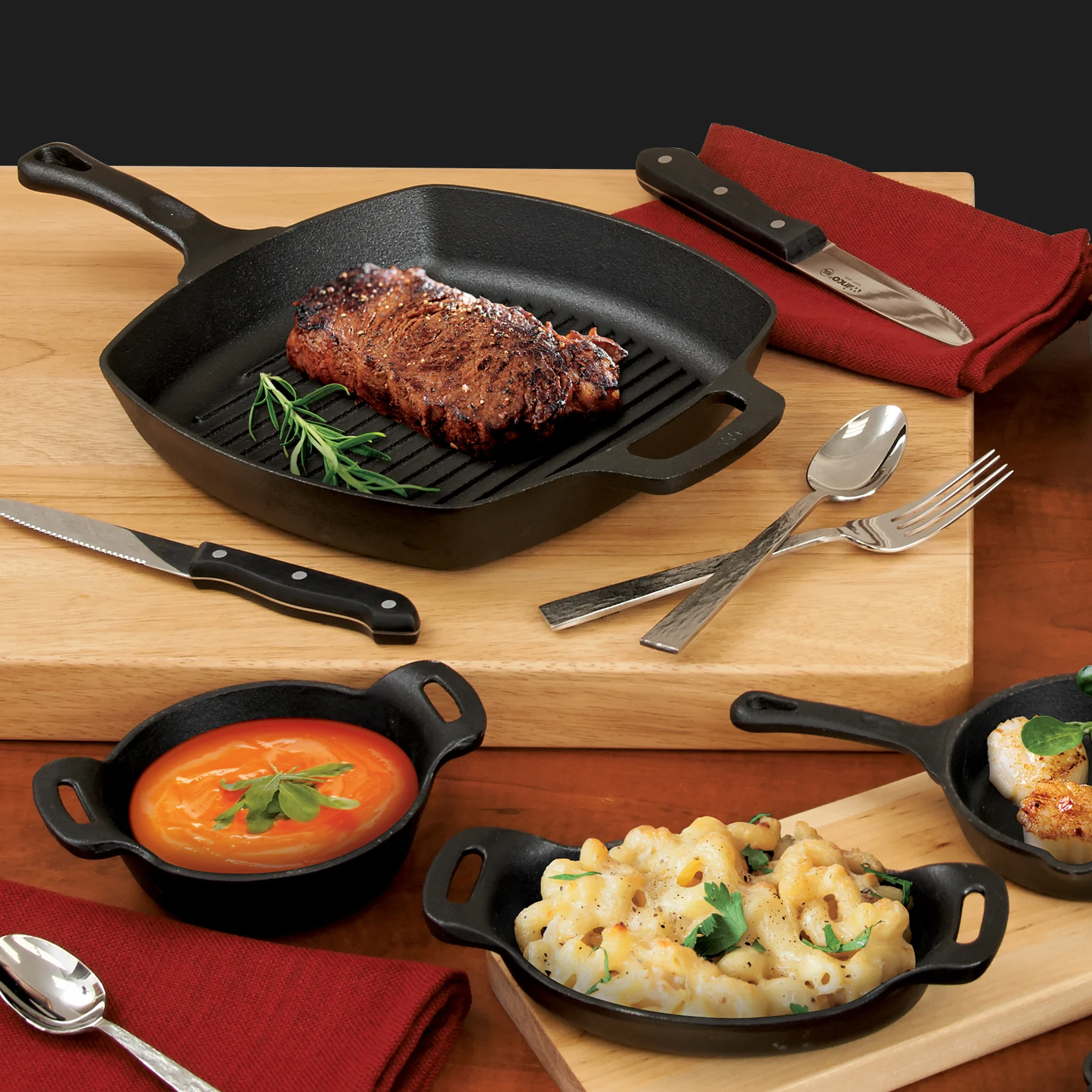 Winco CAGP-10S 10 Inch Square Cast Iron Grill Pan Pre-seasoned Induction Ready - Image 4