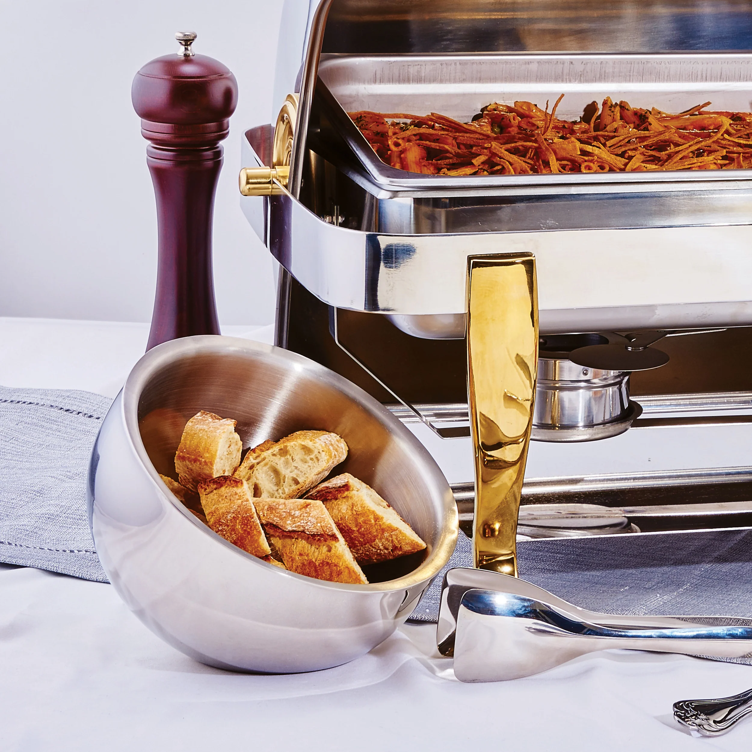 Winco DWAB-S 1-1/2 Quart Double-Wall Insulated Display Bowl Stainless Steel - Image 2