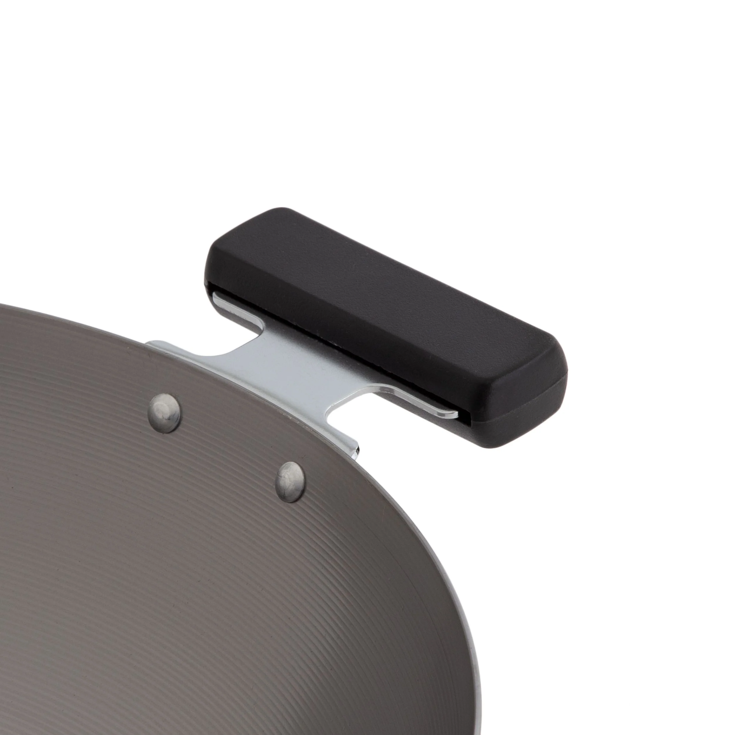 Winco J22-0060 14 Inch Flat Bottom Wok with Phenolic Handles Carbon Steel - Image 7