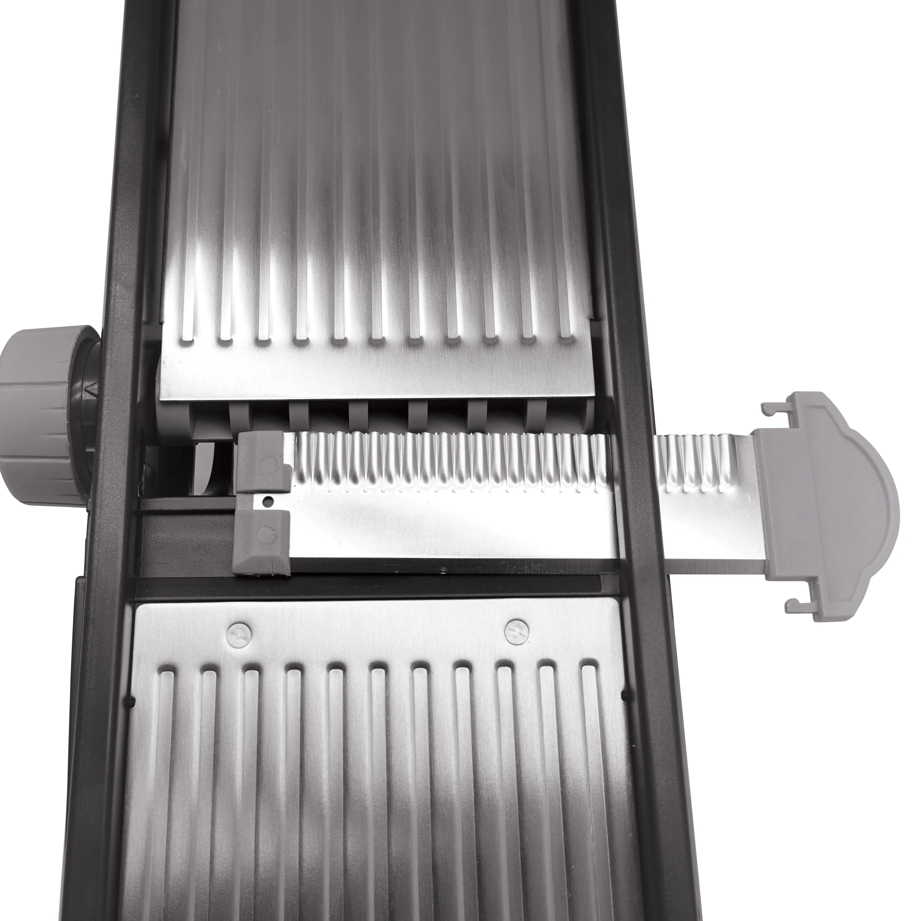 Winco MDL-4P 14-5/8 Inch Mandoline Slicer Set with Reversible Blade and Handguard - Image 2