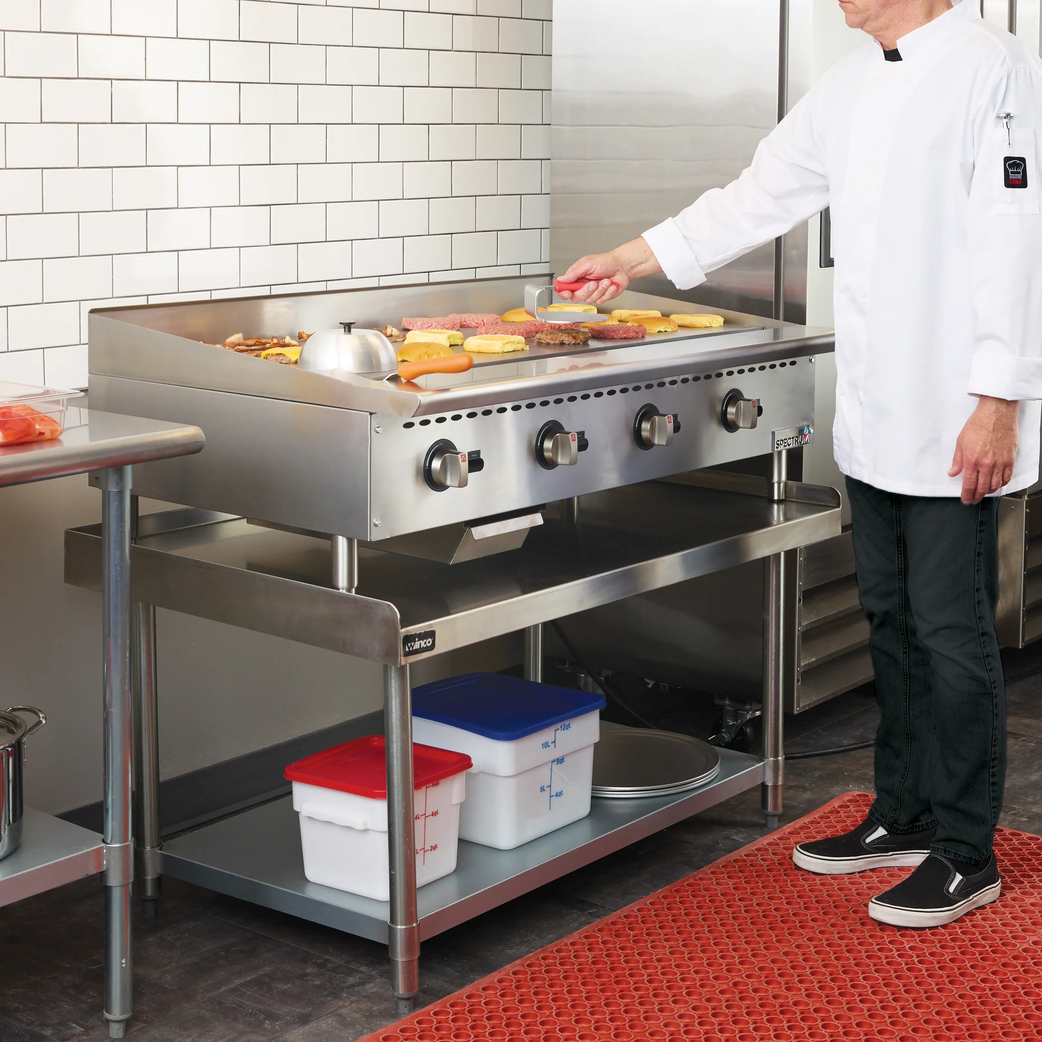 Winco NGGD-48M 48 Inch Gas Griddle Countertop with 4 Burners 120000 BTU - Image 5