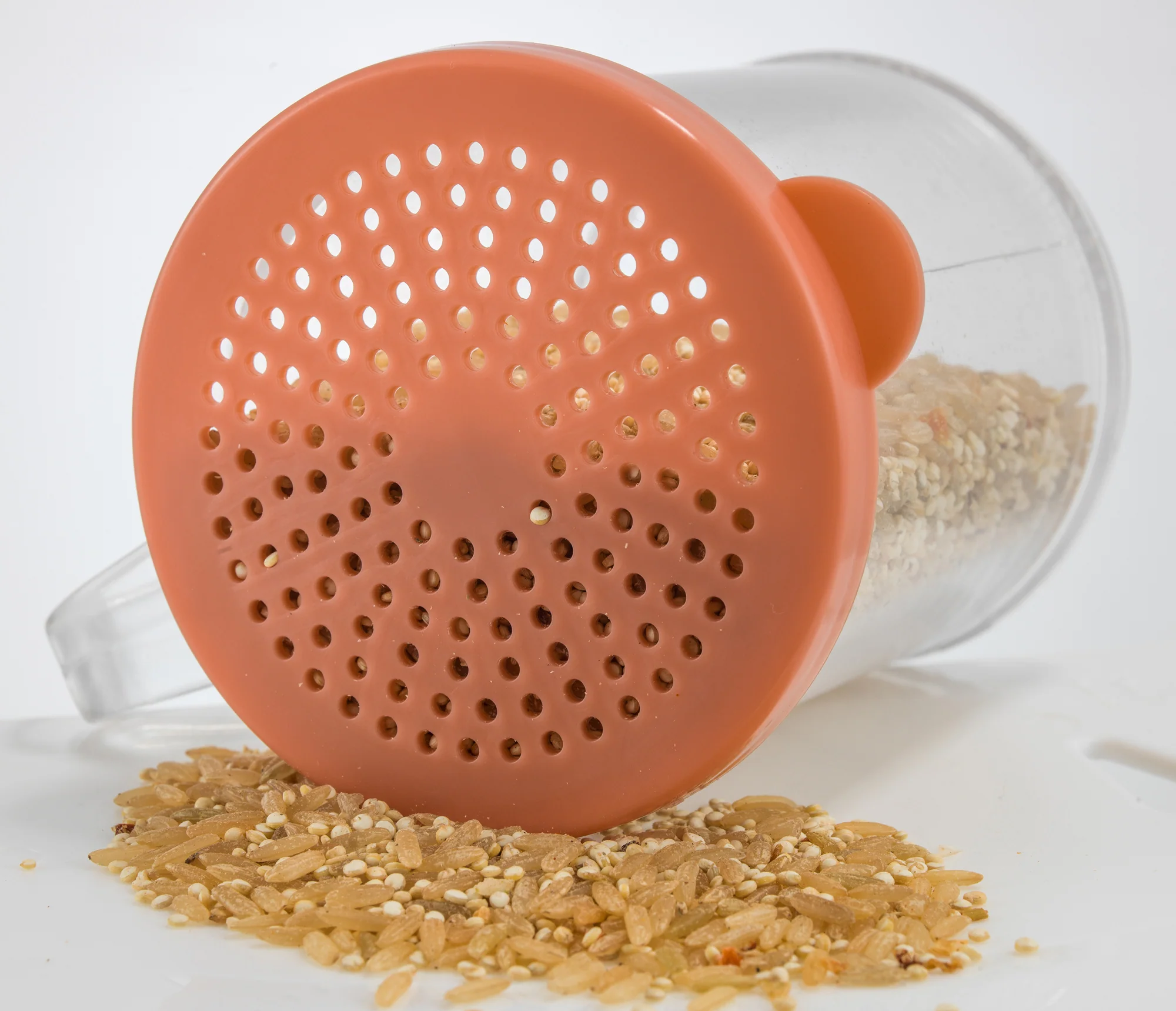 Winco PDG-10AC 10 Oz Shaker Dredge with Handle Polycarbonate NSF Approved - Image 5