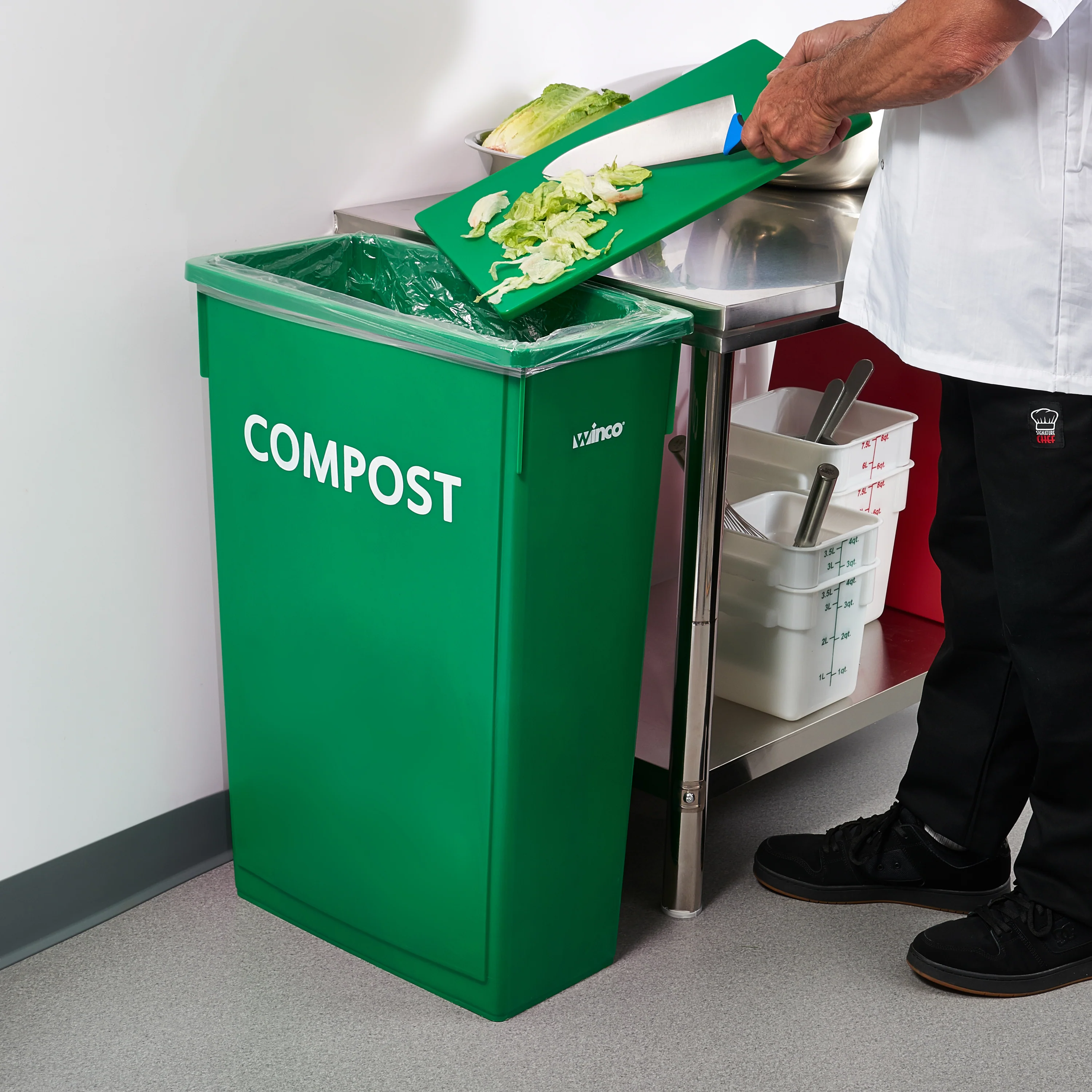 Winco PTC-23GRC 23 Gallon Slender Trash Can Green with Compost Sign HDPE - Image 4