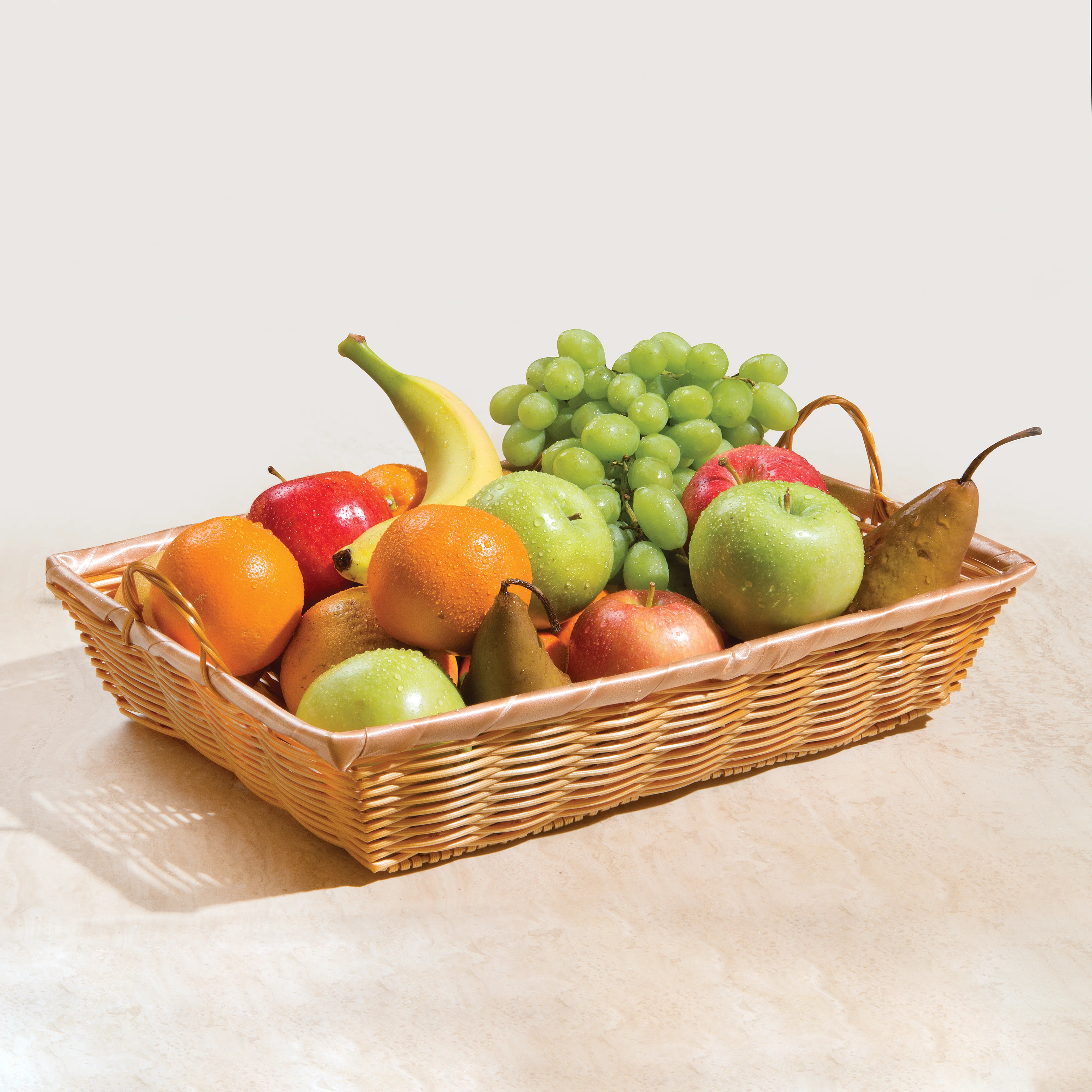 Winco PWBN-16B 16 Inch Woven Basket Rectangular with Handles Polypropylene Natural - Image 2