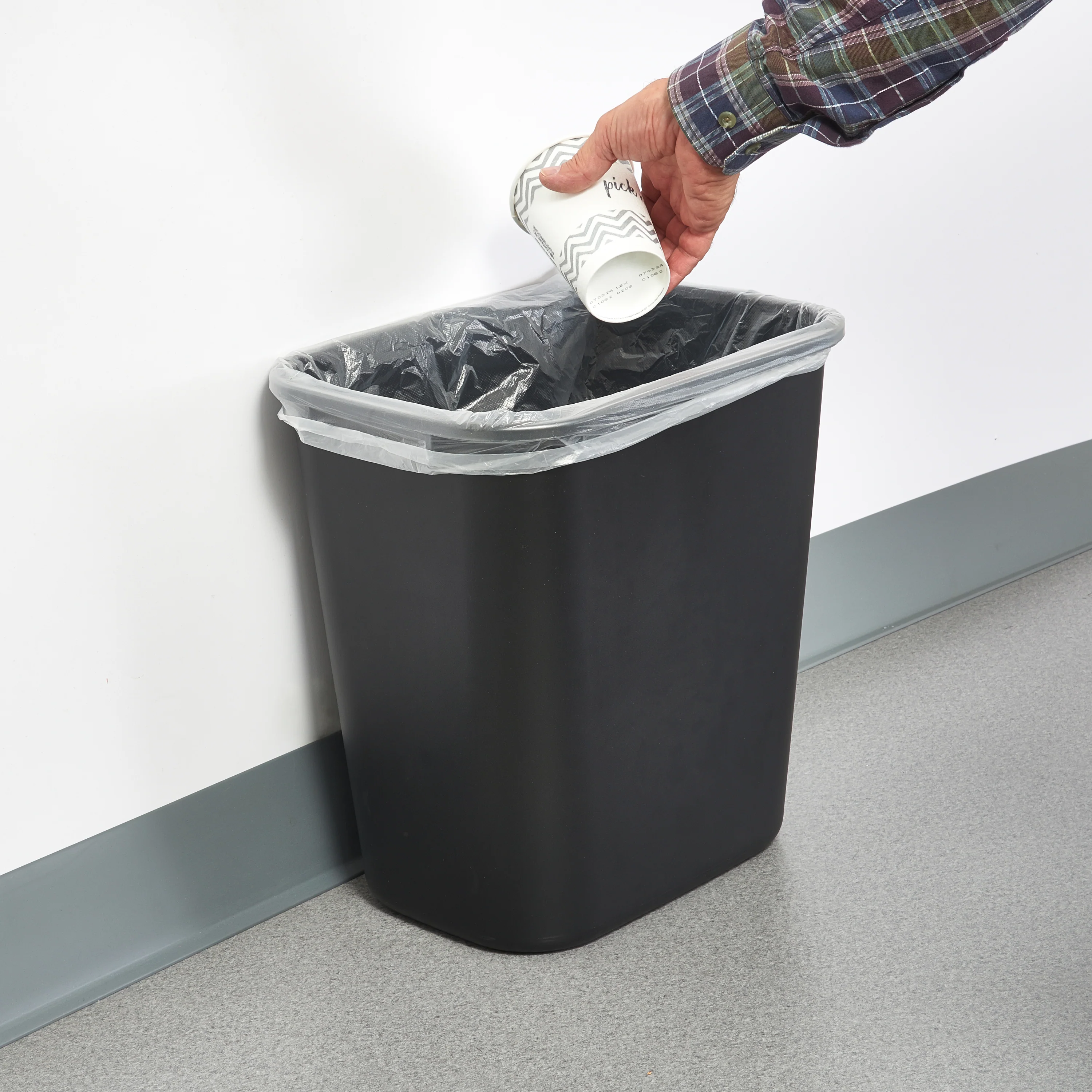 Winco PWR-28K 28 Qt Waste Basket Rectangular LDPE Black - Image 4