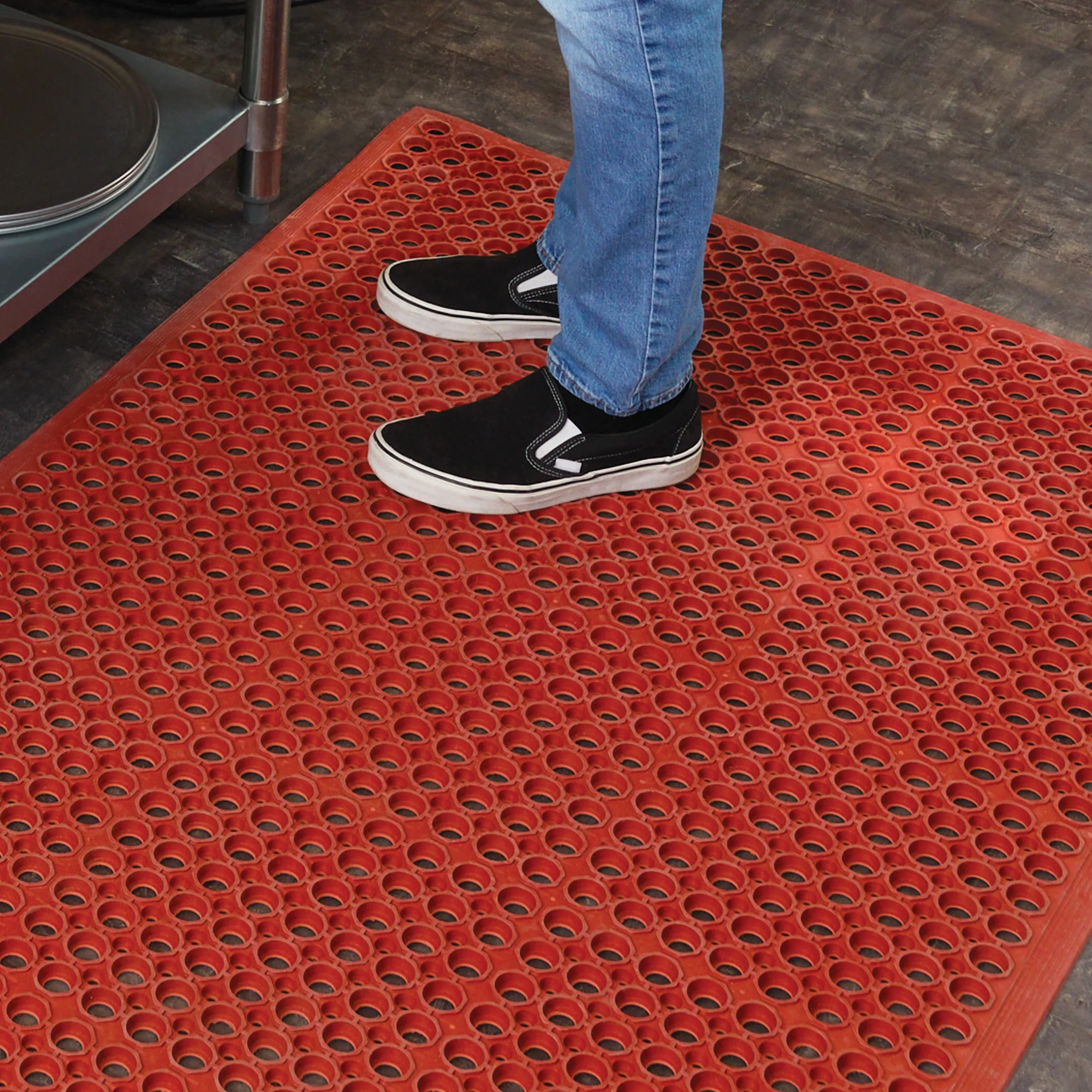 Winco RBM-35R 60 Inch Anti-slip Rubber Floor Mat Red Grease Resistant - Image 3