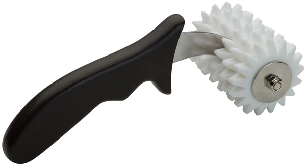 Winco RD-4P 4 Inch Roller Docker Manual Tool with Molded Plastic Handle Black