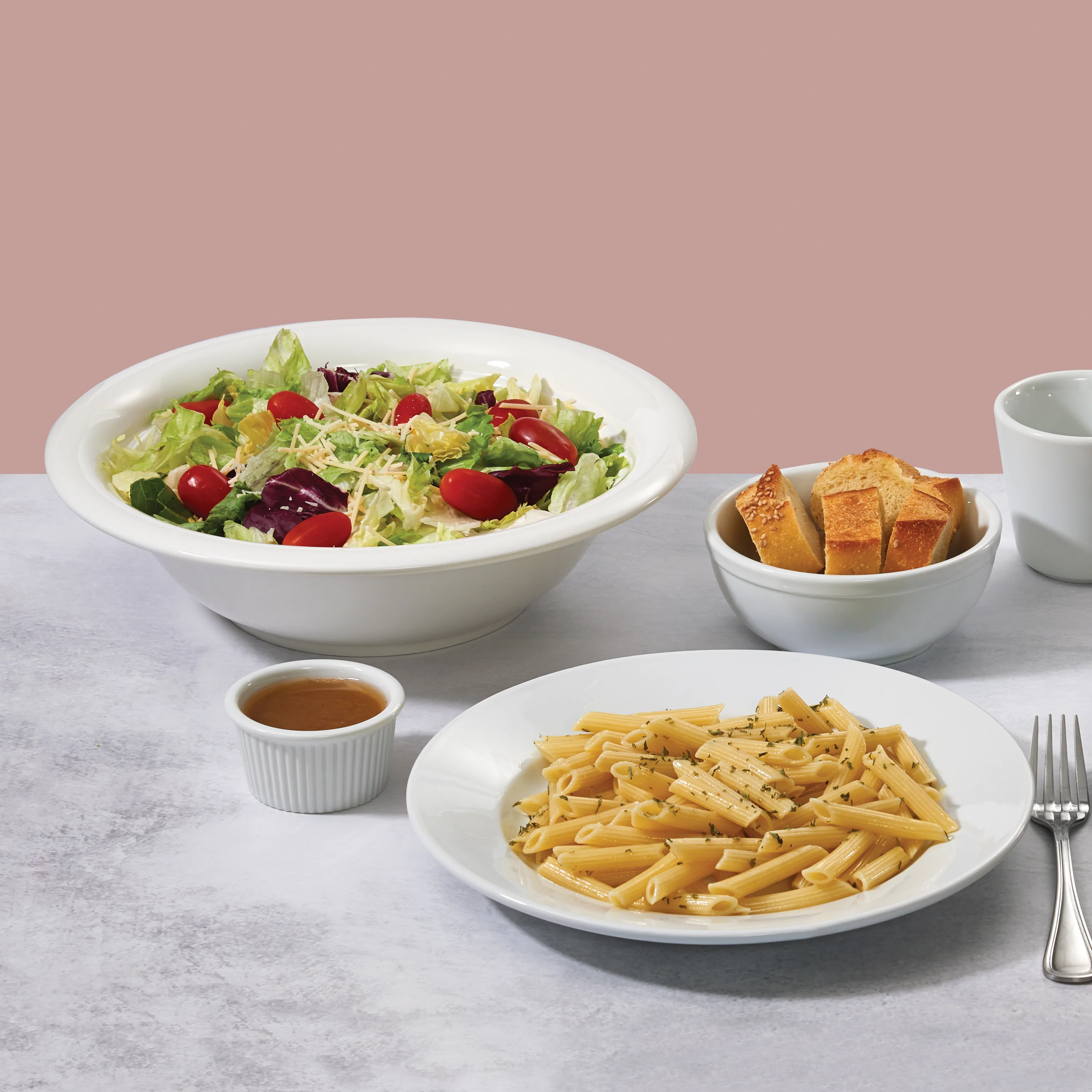 Winco SSB-36 Specialty Salad Bowl 36 Oz. 9-1/2" Dia. X 2-1/2"H - Image 2