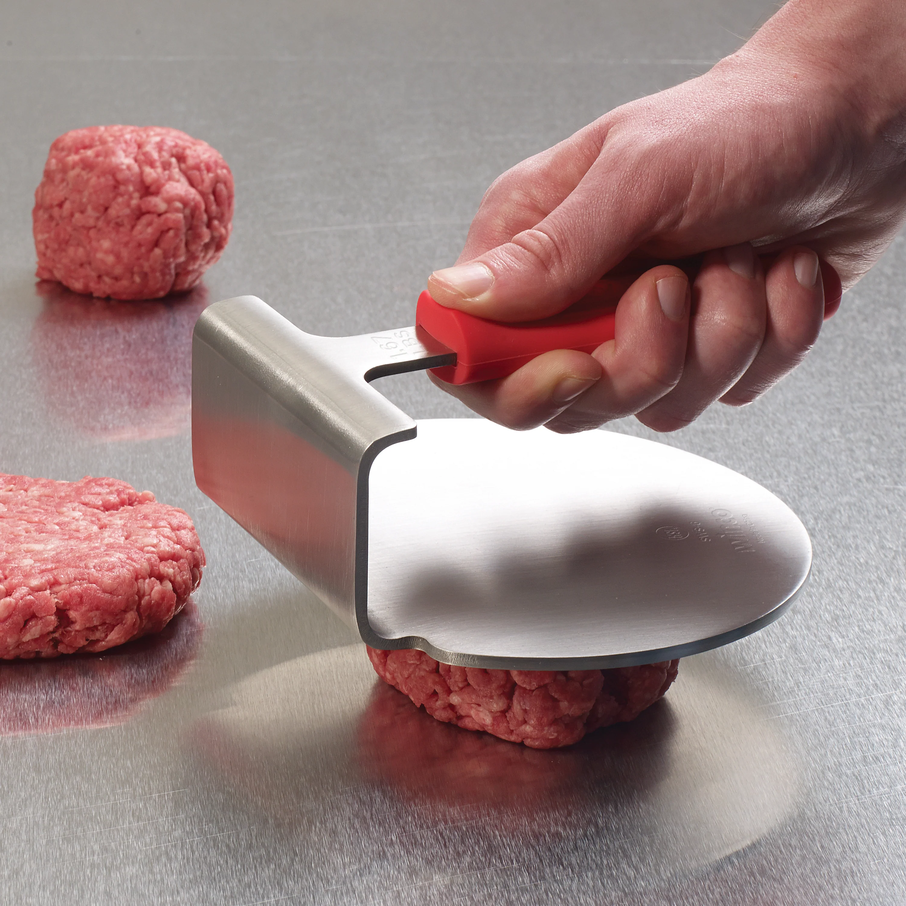 Winco SWS-6 16 Inch Smash Burger Press Stainless Steel with Red Handle - Image 5