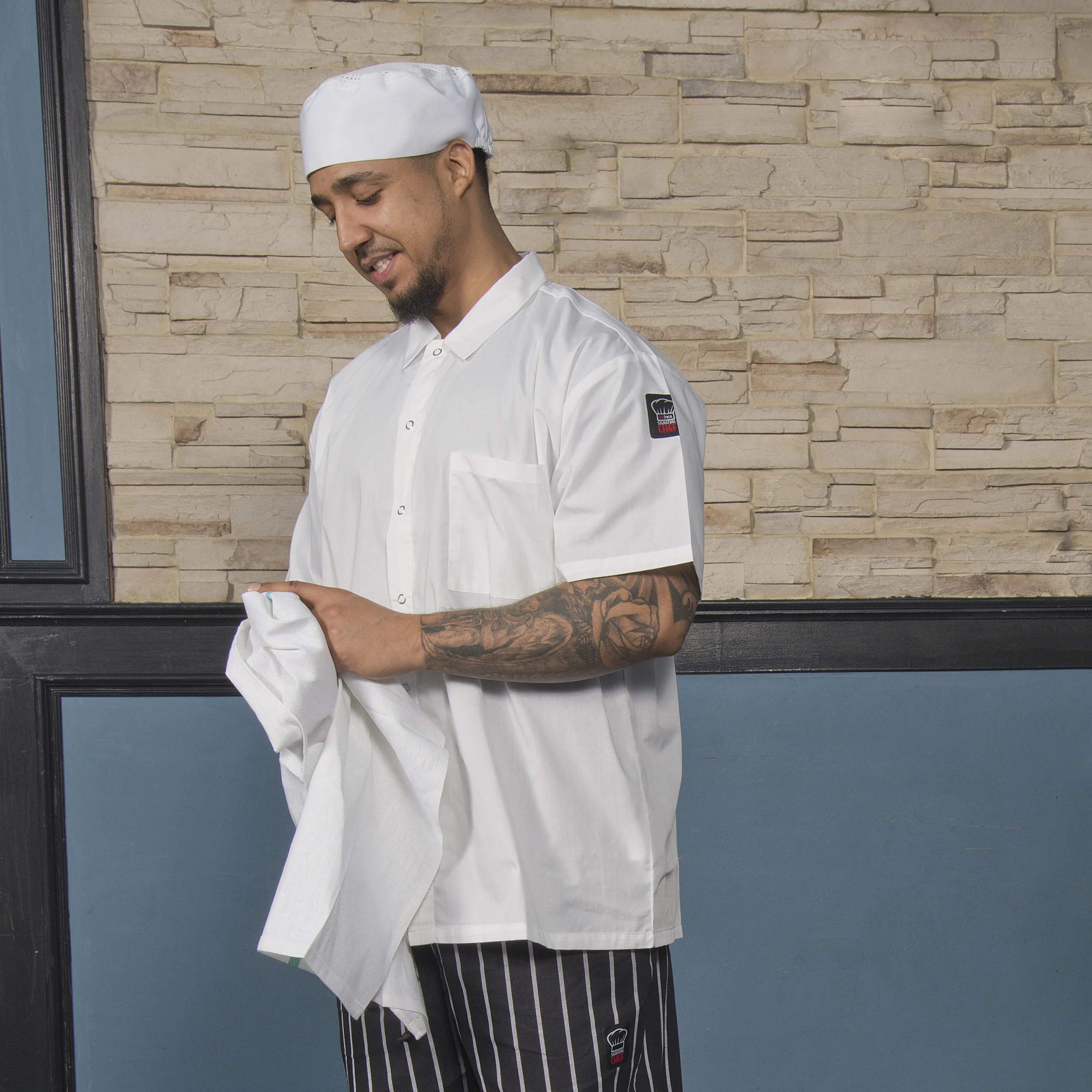 Winco UNF-1W3XL Cook's Shirt 3XL Short Sleeve Snap Front White Poly-Cotton - Image 3