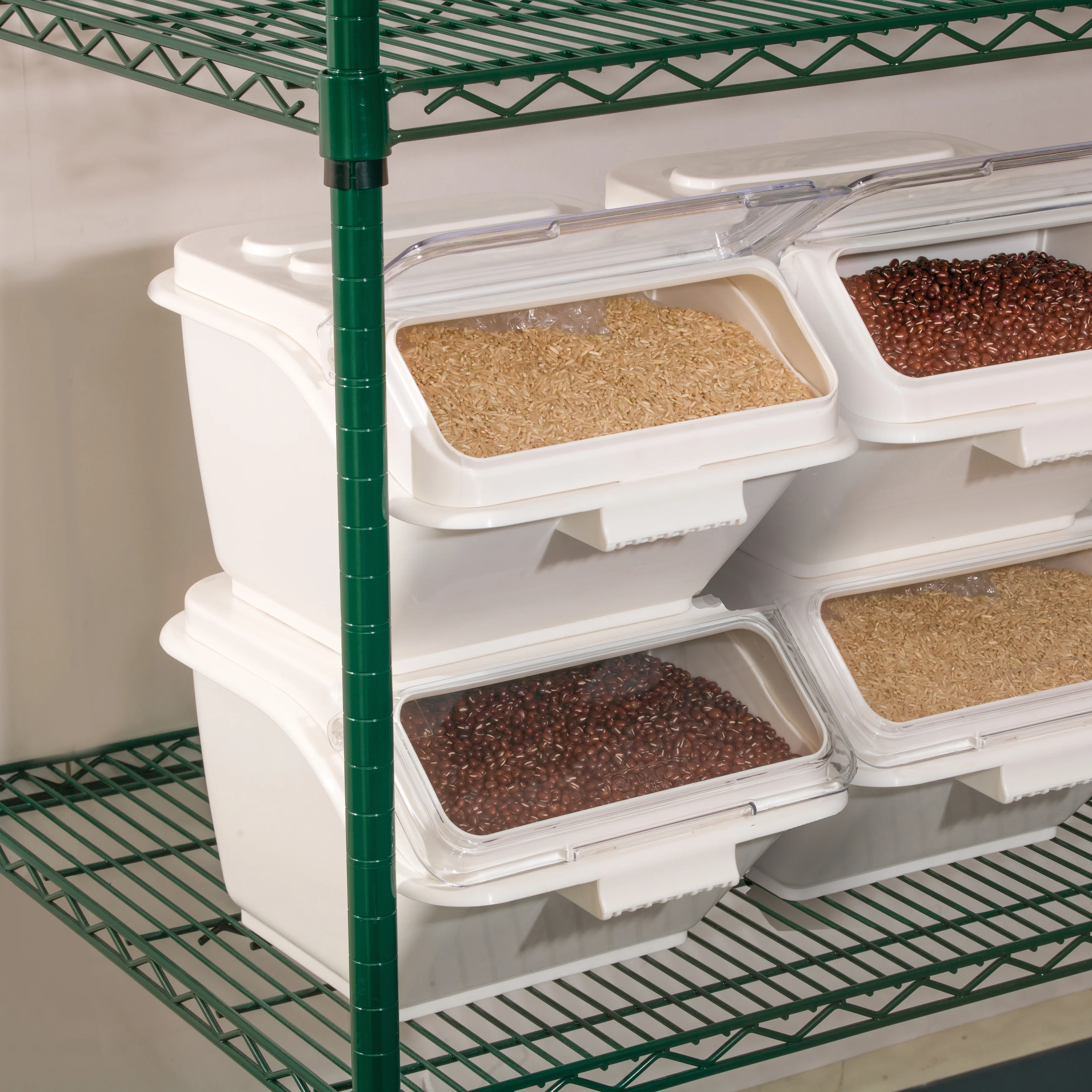 Winco VEX-1448 48 Inch Wire Shelf with 4 Sleeve Clips Epoxy Coated Green - Image 2