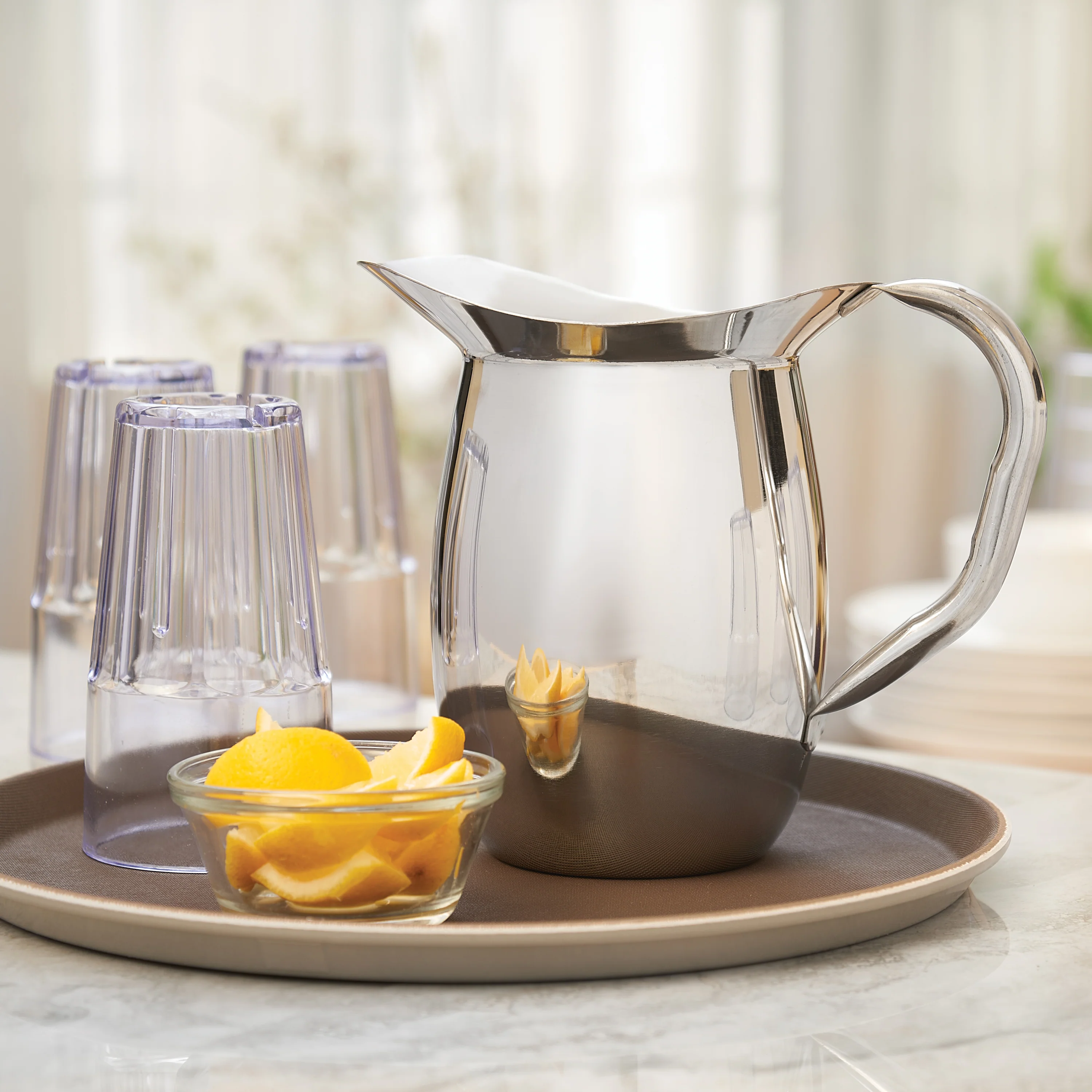 Winco WPB-2 2 Qt. Bell Pitcher Heavy Weight Stainless Steel Mirror Finish - Image 2